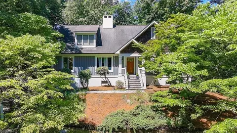 3434 Buena Vista Rd, Winston Salem, NC 27106