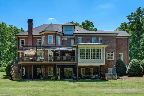 Exterior - 4501 Kendale Rd, High Point, NC 27265 photo 2 of 11