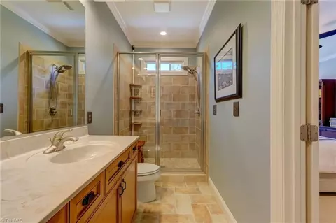Bath - 4501 Kendale Rd, High Point, NC 27265 photo 3 of 9