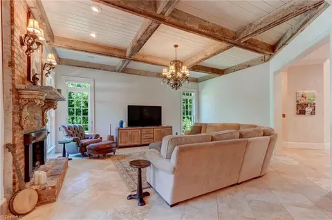 Living - 4501 Kendale Rd, High Point, NC 27265 photo 4 of 4