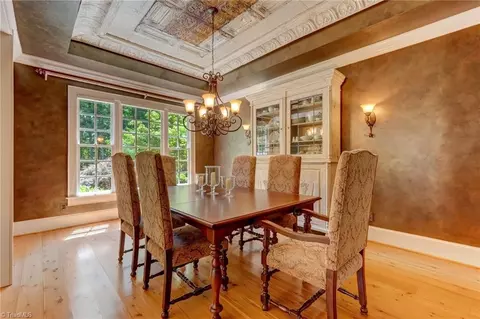 Dining - 4501 Kendale Rd, High Point, NC 27265 photo 1 of 2