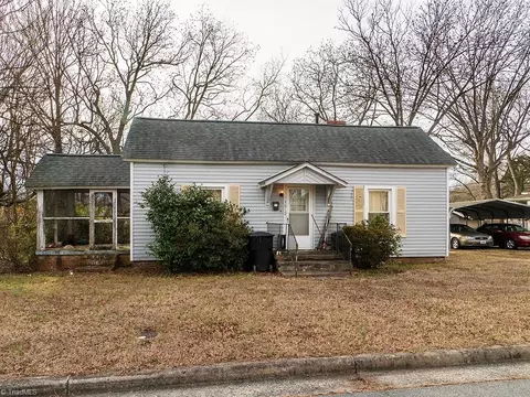 1010 Attica St, Burlington, NC 27217