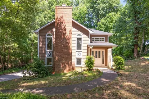 3220 Hickory Ridge Dr, Winston Salem, NC 27127