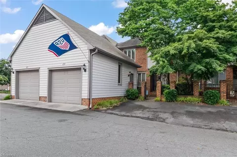659 Croston Dr, Winston Salem, NC 27104
