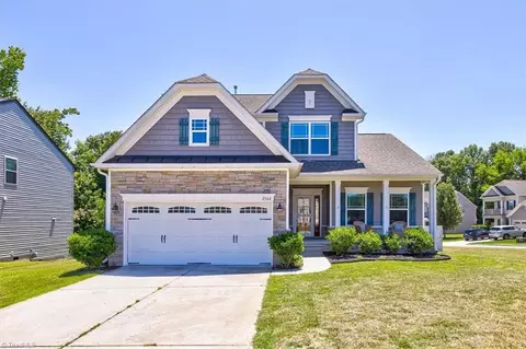 2504 Steep Oak Ct, High Point, NC 27265