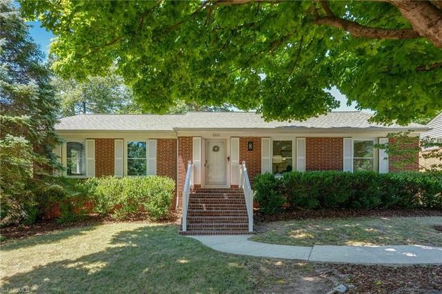 2103 Briarwood Dr, Greensboro, NC 27403