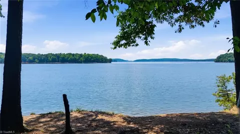 268 Kendricks Cv, Lexington, NC 27292