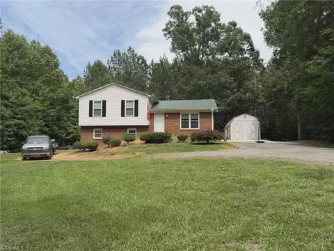 313 Beckner Rd, Lexington, NC 27292