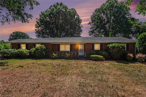 378 Jones Rd, Asheboro, NC 27205