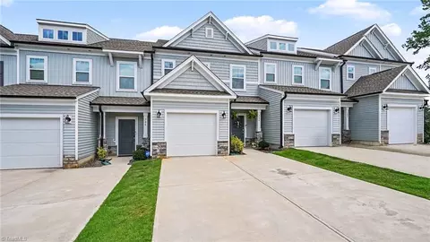 704 Whitfield Dr #44, Greensboro, NC 27455