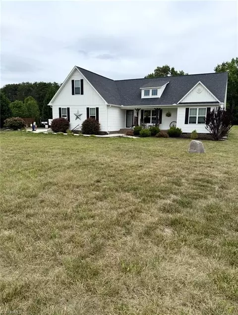 285 Washburn Rd, Madison, NC 27025