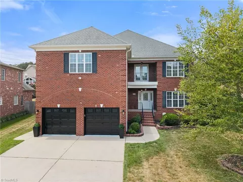 740 Clemmons Crossing Ct, Clemmons, NC 27012