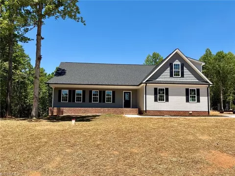 4178 Granite Rock Dr, Denton, NC 27239