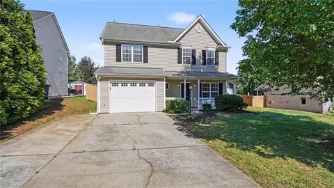 4055 Creekside Ct, Winston Salem, NC 27127