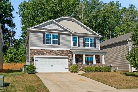 1133 Hardwick Dr, Mebane, NC 27302