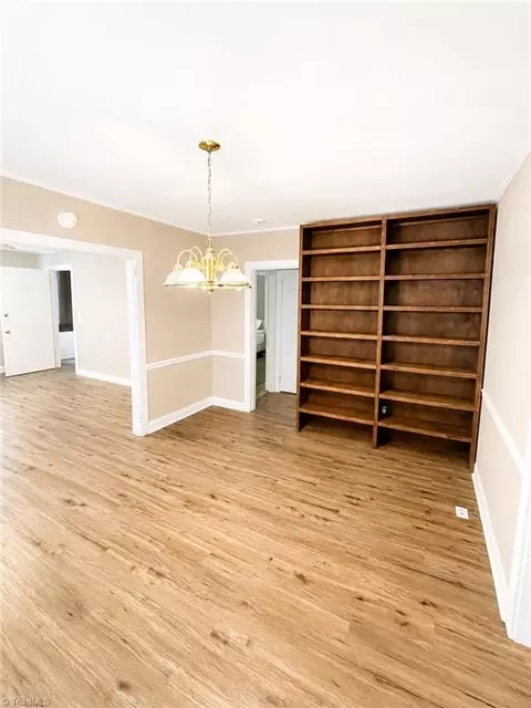 Dining - 3 Second Ave, Thomasville, NC 27360 photo 1 of 1