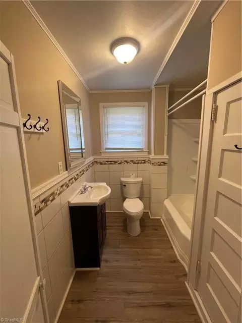 Bath - 3 Second Ave, Thomasville, NC 27360 photo 1 of 2