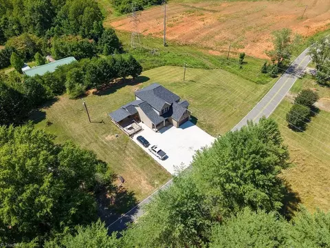 View/Area - 1097 Dodson Mill Rd, Pilot Mountain, NC 27041 photo 4 of 4