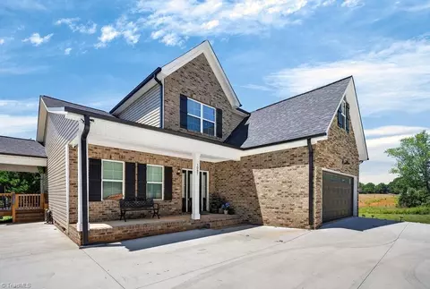 1097 Dodson Mill Rd, Pilot Mountain, NC 27041
