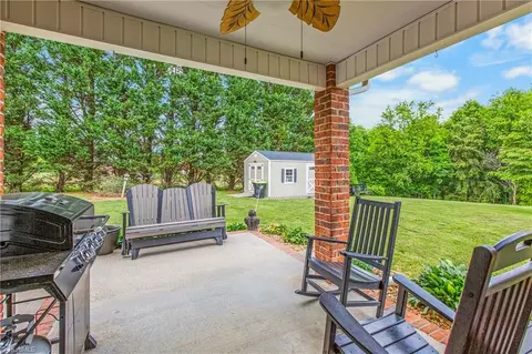 836 Bear Trl, Cana, VA 24317 photo 26