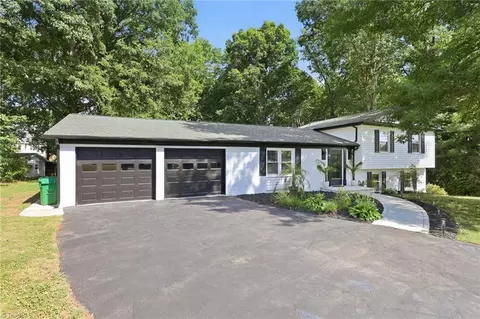 Exterior - 118 Hillside Ct, King, NC 27021 photo 3 of 11