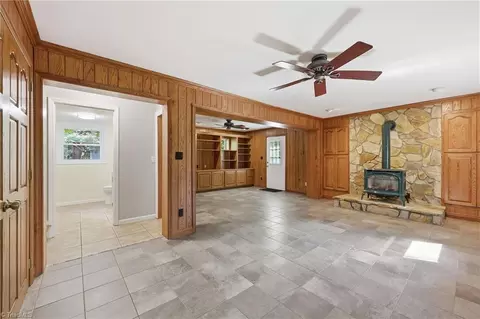 Living - 118 Hillside Ct, King, NC 27021 photo 4 of 6