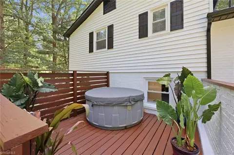 Exterior - 118 Hillside Ct, King, NC 27021 photo 6 of 11