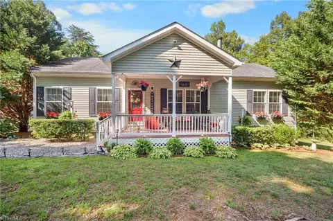 220 Echo Hollar Rd, Westfield, NC 27053