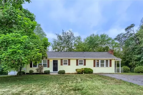 5037 Selena St, Winston Salem, NC 27106