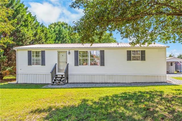 1913 Nc Highway 150, Lexington, NC 27295