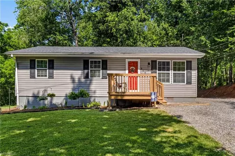 848 Huffman River Ln, Purlear, NC 28665