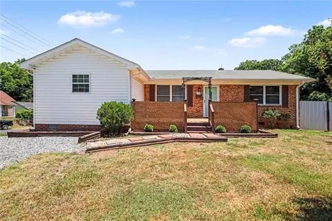 1304 Nance St, Burlington, NC 27217