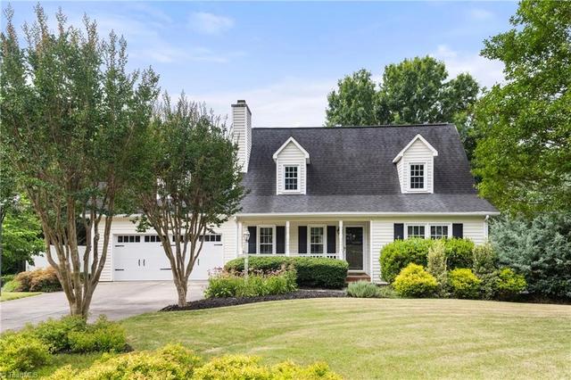 6204 Highland Brook Dr, Clemmons, NC 27012