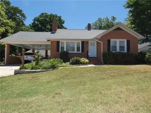 1239 Fairview Dr, Lexington, NC 27292
