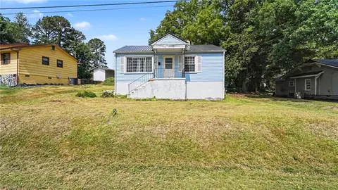 331 Railroad St, Asheboro, NC 27203