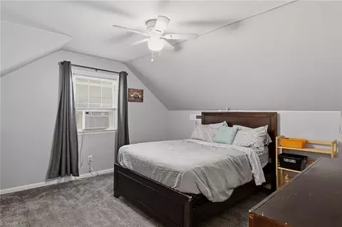 Bedroom - 202 Turkey Hill Dr, King, NC 27021 photo 3 of 6