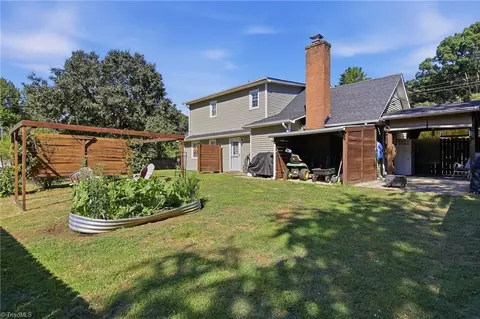 Exterior - 202 Turkey Hill Dr, King, NC 27021 photo 5 of 9