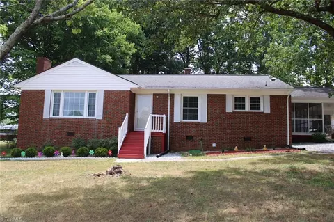 1552 Shady Dr, Asheboro, NC 27203