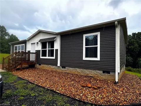 106 Ring Creek Rd, Mount Airy, NC 27030