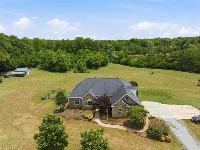 2335 Spencer Rd, High Point, NC 27263
