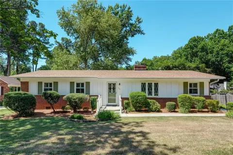 4921 Starmount Dr, Greensboro, NC 27410