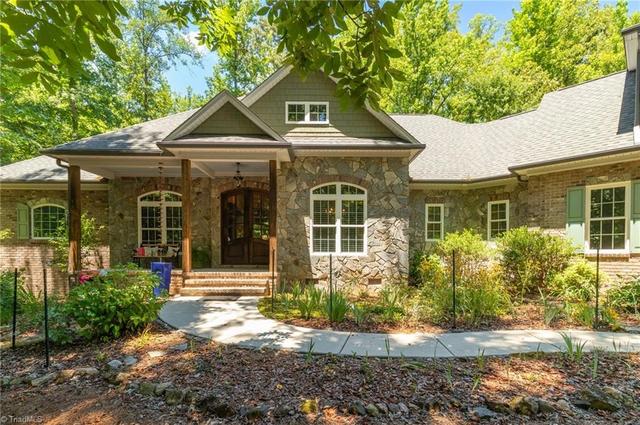 3108 Sandy Springs Rd, Greensboro, NC 27455