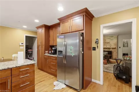 1056 Cantering Rd, High Point, NC 27262 photo 7
