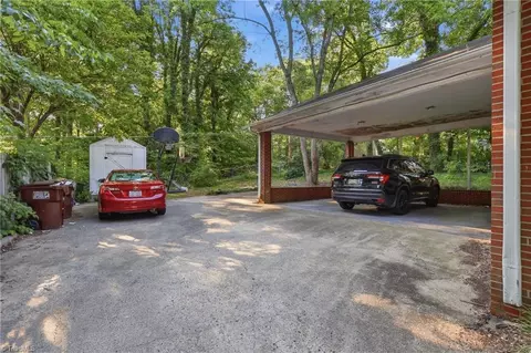 1056 Cantering Rd, High Point, NC 27262 photo 30