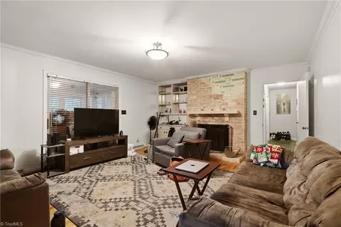 1056 Cantering Rd, High Point, NC 27262 photo 16
