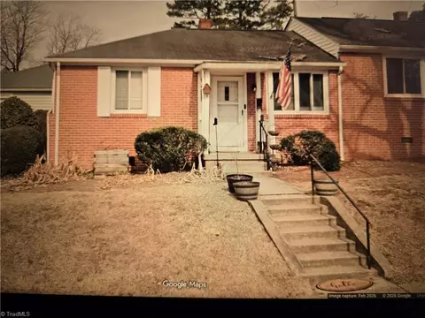 568 Overlook St, Greensboro, NC 27403