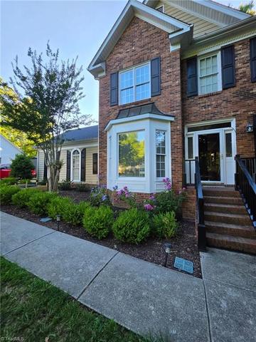 1798 Glenridge Dr, Kernersville, NC 27284