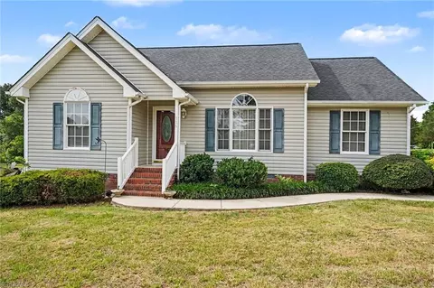 116 Moore St, Graham, NC 27253