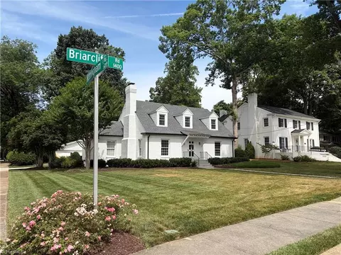 1401 Briarcliff Rd, Greensboro, NC 27408