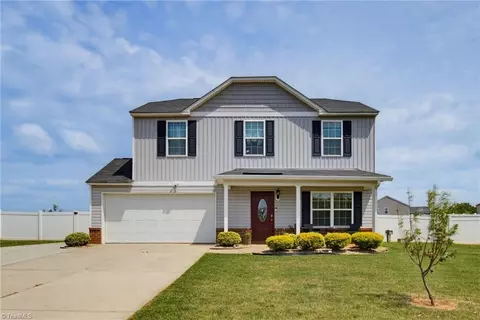 660 Tyro Rd, Lexington, NC 27295